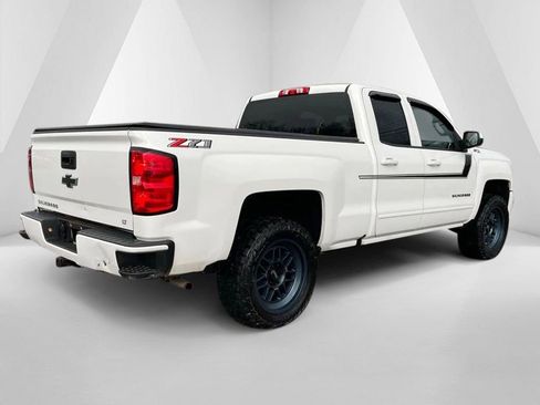 Used 2018 Chevrolet Silverado 1500 LT w/ All Star Edition image 8
