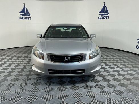 Used 2010 Honda Accord EX-L image 2