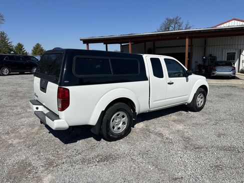 Used 2020 Nissan Frontier S image 5