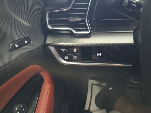 Certified 2023 Kia Sportage SX Prestige image 21