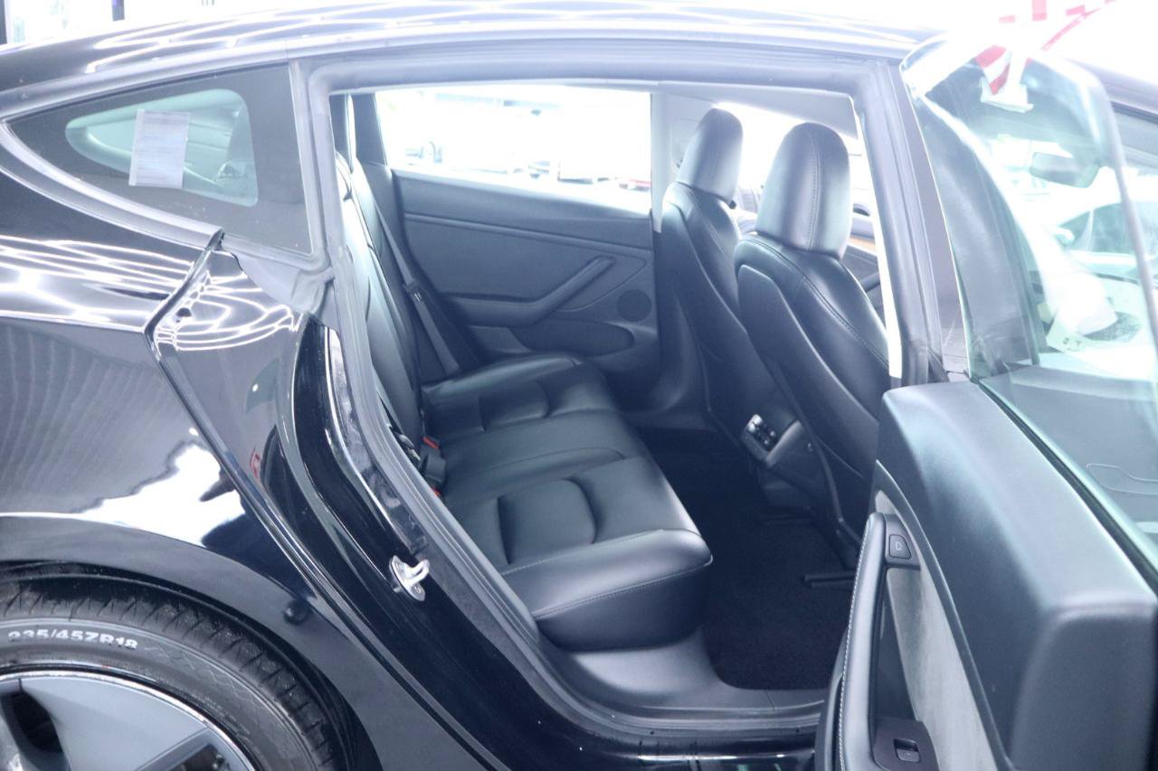 Used 2023 Tesla Model 3 Standard Range RWD image 31