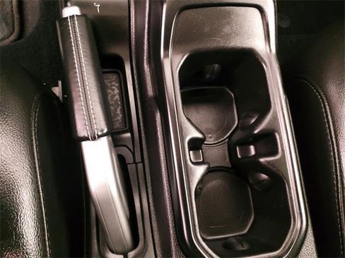 Used 2022 Jeep Wrangler Unlimited Sahara w/ Cold Weather Group image 25