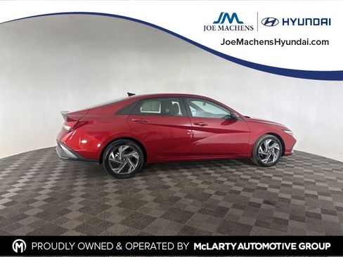 Certified 2025 Hyundai Elantra Sport image 7