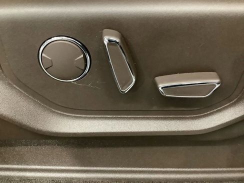 Used 2018 Ford F250 King Ranch w/ Chrome Package image 27