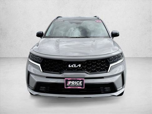 Used 2022 Kia Sorento SX AWD/4WD image 2