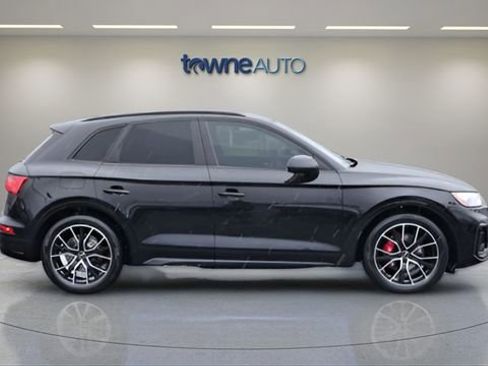 Used 2021 Audi SQ5 Prestige w/ Prestige Package image 6