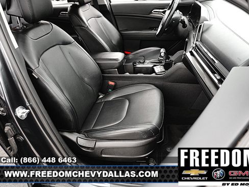 Used 2024 Kia Sportage EX FWD image 12