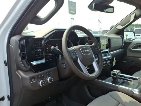 New 2026 GMC Sierra 1500 SLT w/ SLT Premium Plus Package AWD/4WD image 7