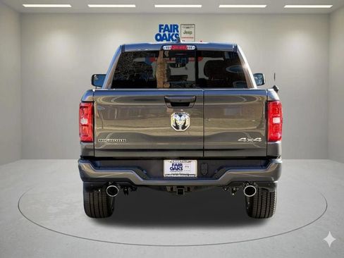 New 2026 RAM 1500 Big Horn AWD/4WD image 8