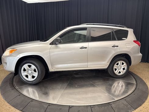 Used 2009 Toyota RAV4 4WD image 3