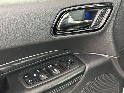 Used 2022 Dodge Durango GT image 37