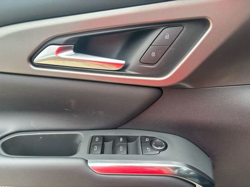 New 2026 Chevrolet Traverse LT w/ Enhanced Driving Package image 24