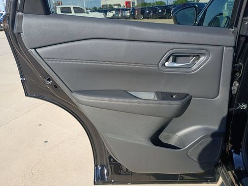 New 2026 Nissan Rogue Dark Armor AWD/4WD image 40