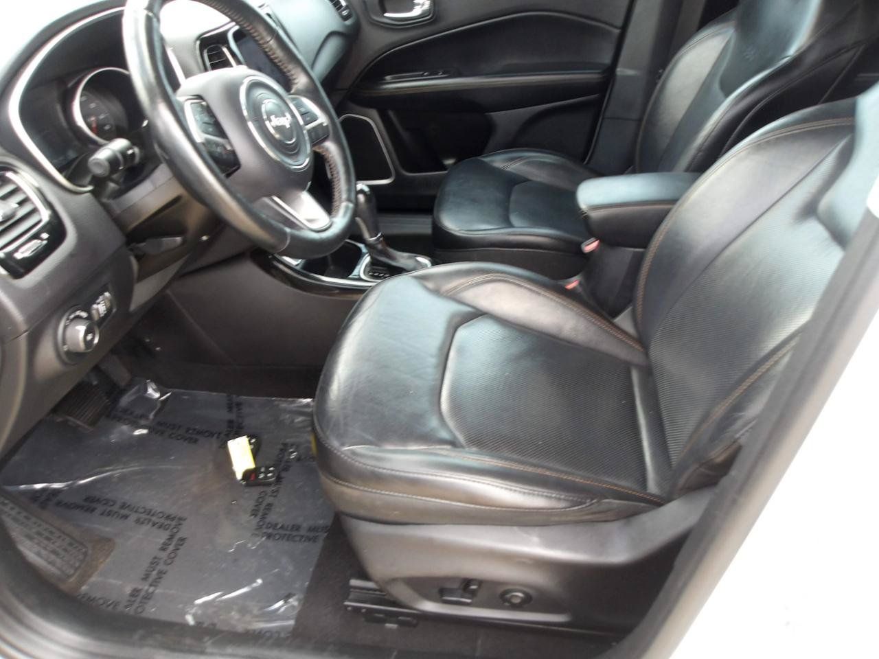 Used 2018 Jeep Compass Limited w/ Navigation Group FWD image 19