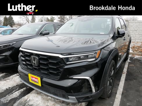 Used 2023 Honda Pilot Elite image 1