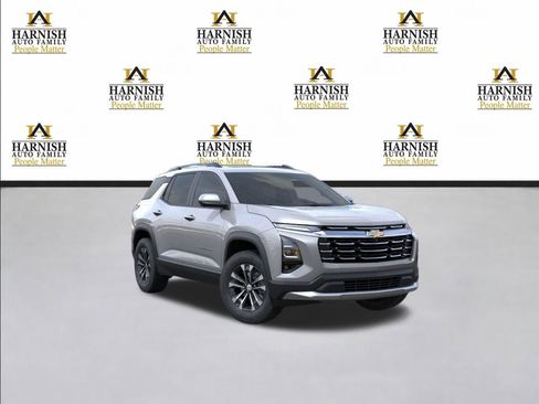 New 2026 Chevrolet Equinox LT w/ Convenience Package II AWD/4WD image 1