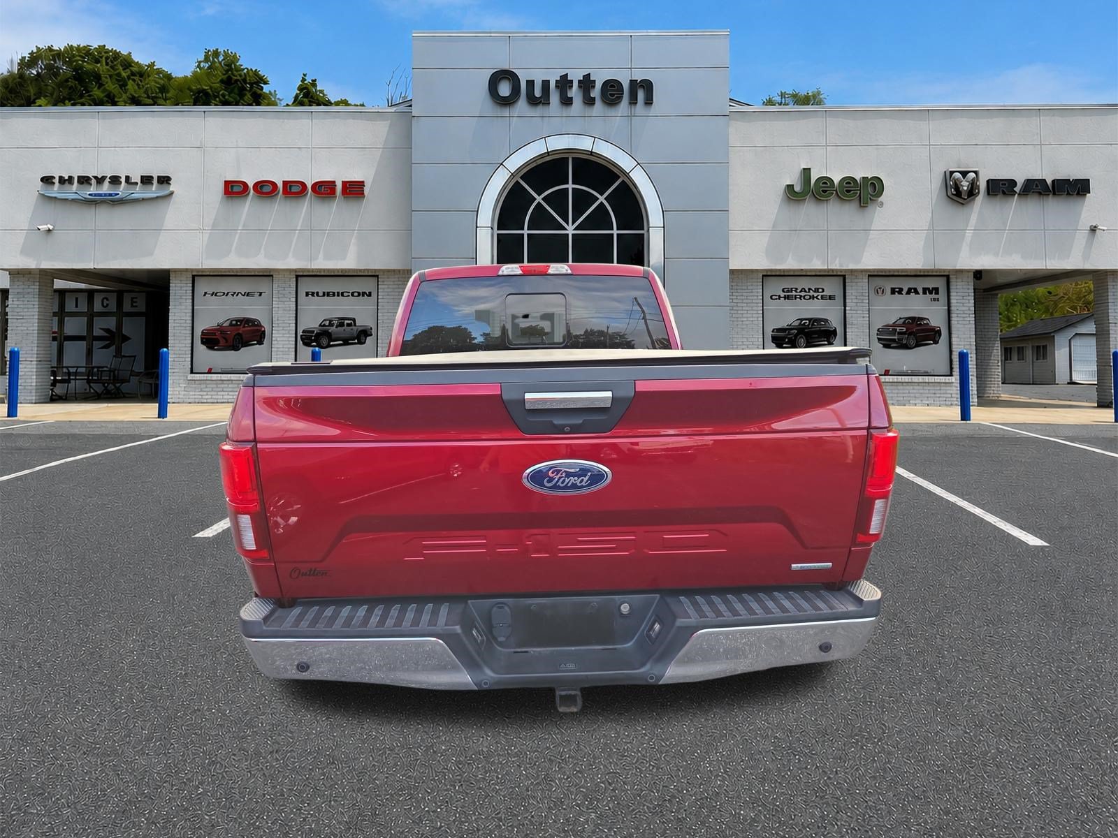 Used 2018 Ford F150 XLT w/ Equipment Group 302A Luxury AWD/4WD image 5
