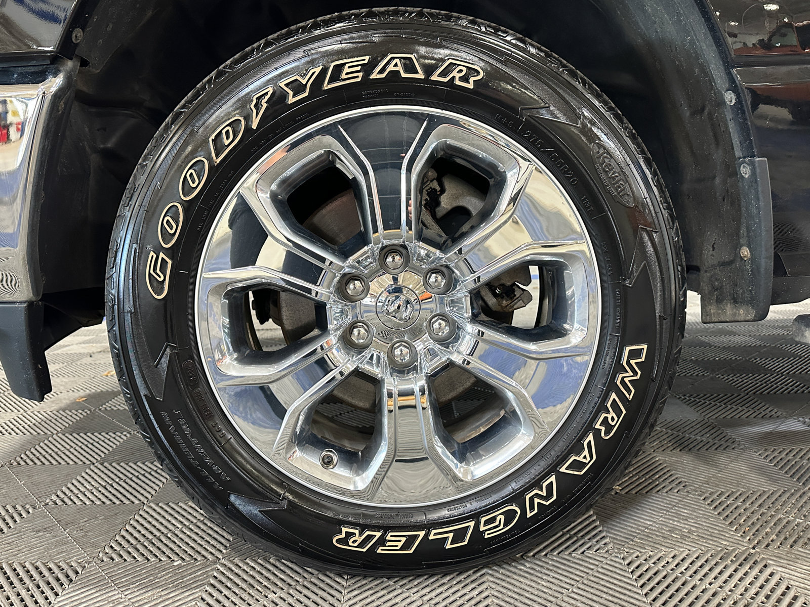 Used 2023 RAM 1500 Big Horn AWD/4WD image 19