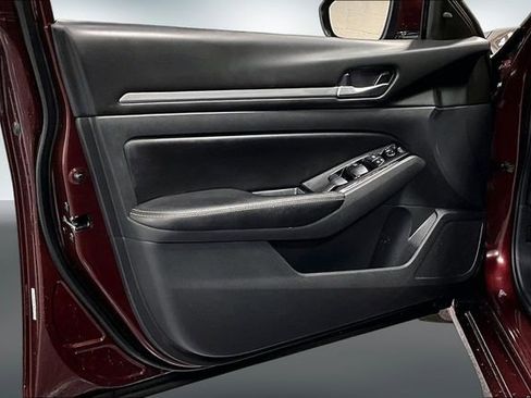 Used 2024 Nissan Altima 2.5 SL image 19