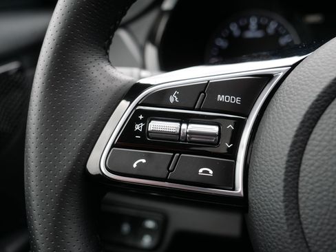 Used 2023 Kia Seltos SX w/ SX Sunroof Package image 28