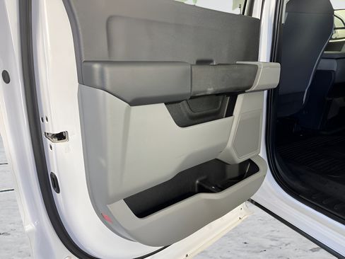 Used 2024 Ford F250 XL AWD/4WD image 11