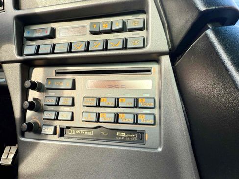 Used 1990 Chevrolet Corvette Coupe image 87