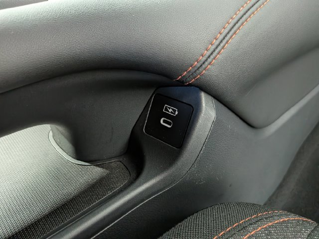 Used 2025 Honda HR-V Sport image 8
