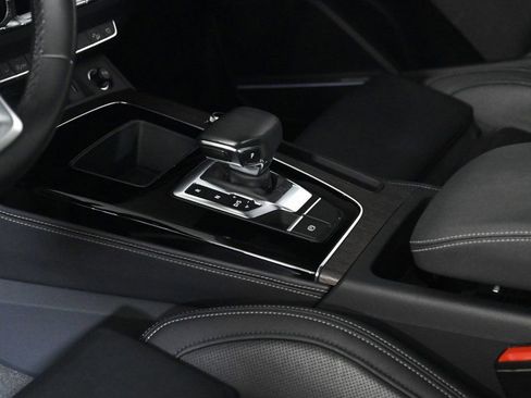 Used 2023 Audi Q5 Prestige w/ Prestige Package image 20