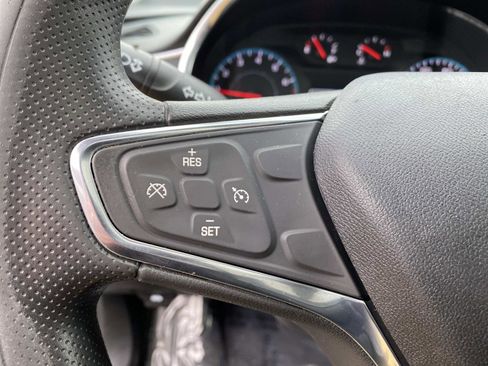 Used 2021 Chevrolet Malibu LT image 16