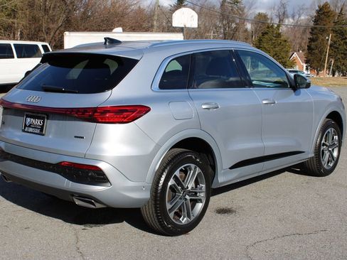 New 2025 Audi Q5 2.0T Premium image 8