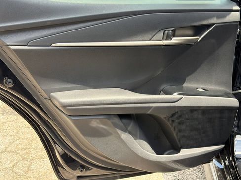 New 2026 Toyota Camry Hybrid FWD image 20