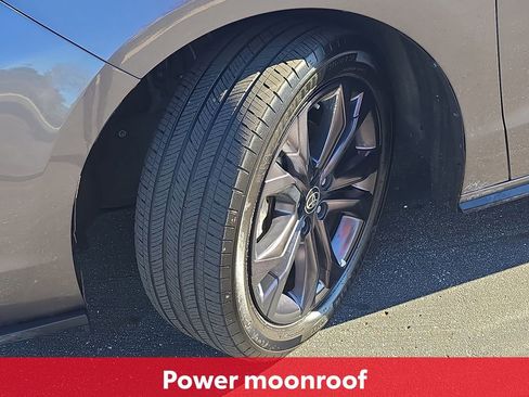 Certified 2022 Toyota Sienna XSE image 38