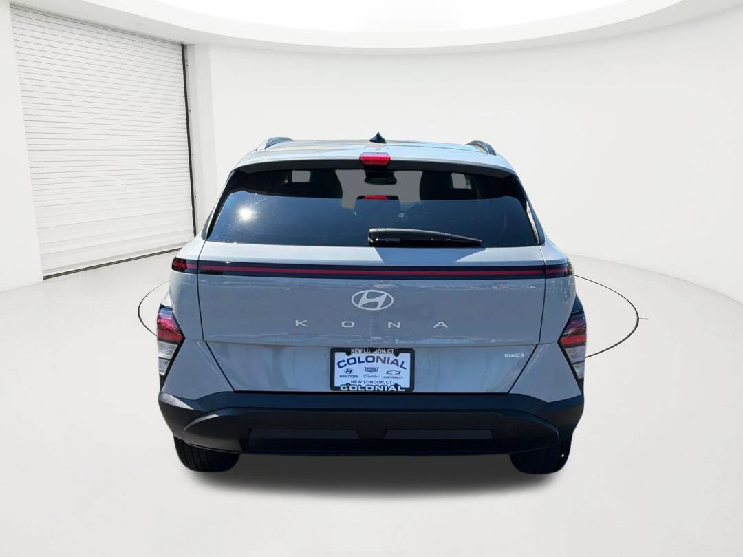 Certified 2025 Hyundai Kona SEL AWD/4WD image 6
