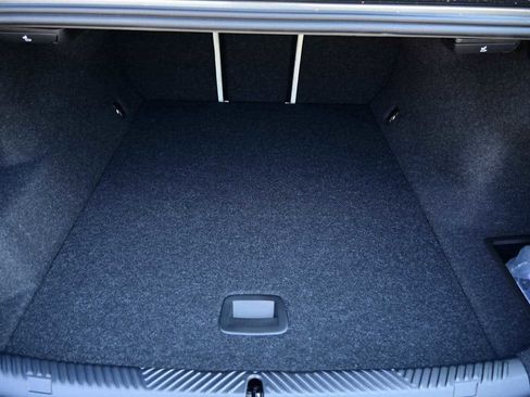 Used 2026 BMW i5 eDrive40 w/ Executive Package image 27