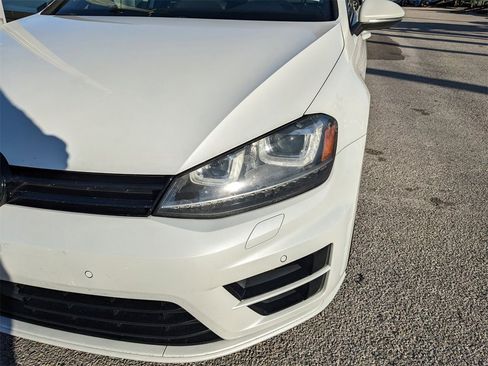 Used 2017 Volkswagen Golf R 4-Door image 10