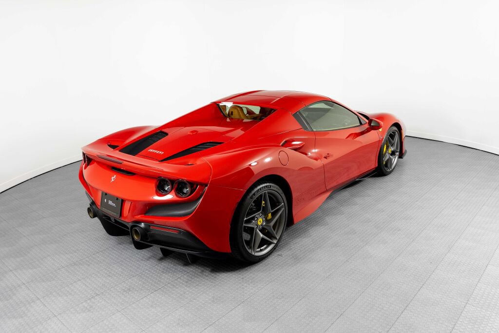 Used 2022 Ferrari F8 Tributo RWD image 77