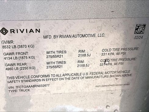 Used 2024 Rivian R1T Adventure image 36