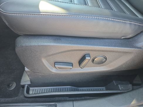 Certified 2024 Ford Edge SEL w/ Convenience Package image 12