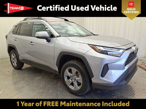 Certified 2022 Toyota RAV4 XLE image 1