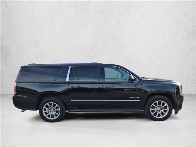 Used 2016 GMC Yukon XL Denali w/ Open Road Package RWD image 4