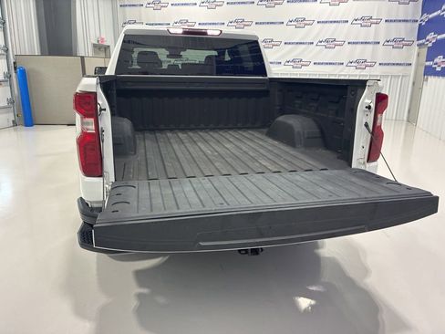 Used 2023 Chevrolet Silverado 1500 W/T w/ WT Value Package AWD/4WD image 6