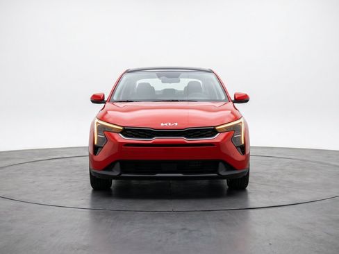 Used 2025 Kia K4 FWD image 2