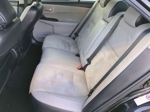 Used 2015 Toyota Camry XSE w/ Moonroof Package image 25