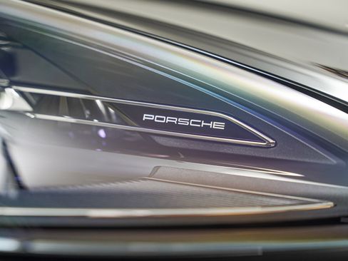 New 2026 Porsche Macan Turbo image 27