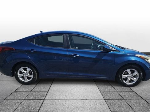 Used 2014 Hyundai Elantra SE FWD image 4