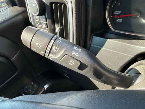 Used 2021 Chevrolet Silverado 1500 LT image 22