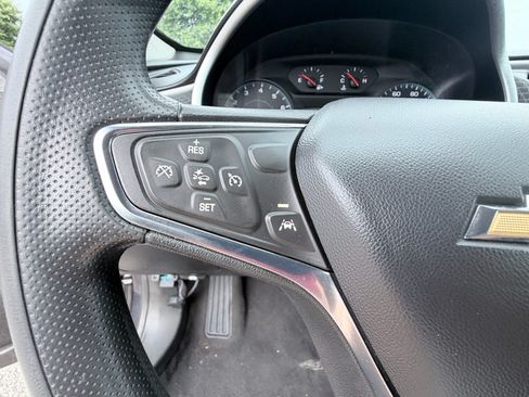 Used 2023 Chevrolet Malibu LT FWD image 13