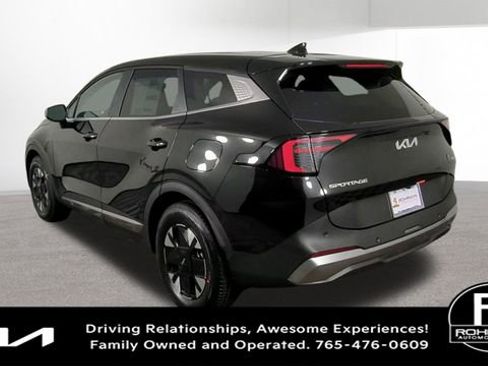 New 2026 Kia Sportage LX image 8