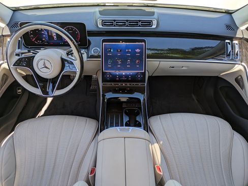 Used 2022 Mercedes-Benz S 500 4MATIC image 16