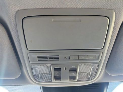 Used 2020 Honda CR-V EX-L image 15